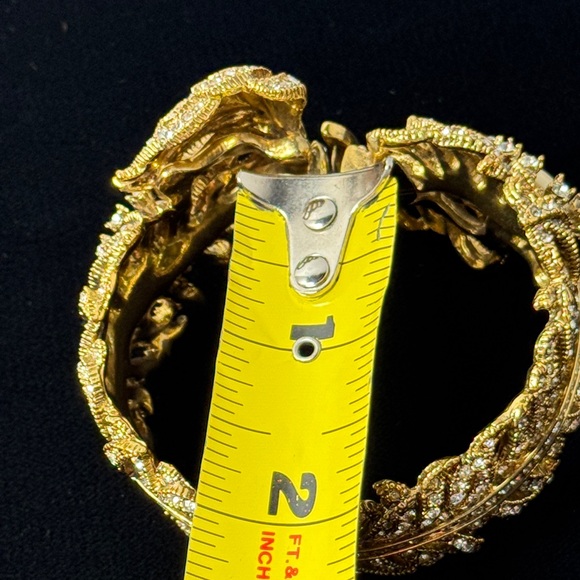 J.‎ CREW Pave Feather Hinged Bangle Gold Ivory Crystal Floral Bracelet Preppy - Picture 10 of 13